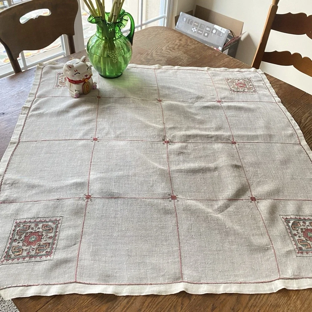 Vintage Handmade Linen Embroidered Tablecloth Square 34x34